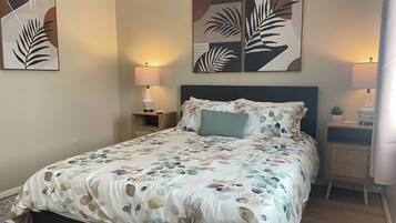 2 chambres, bureau, fer et planche à repasser, Wi-Fi gratuit