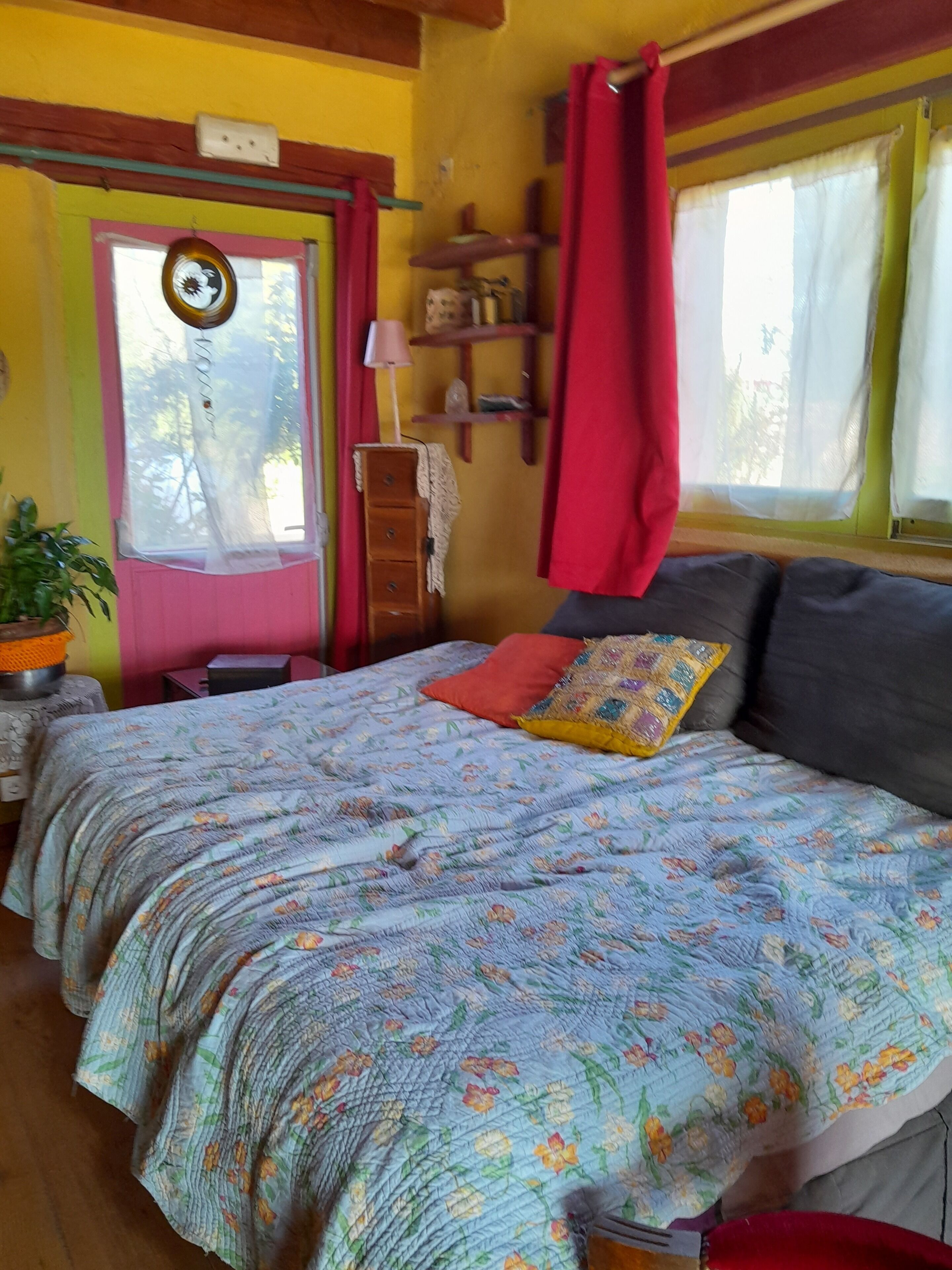 2 chambres, bureau, Wi-Fi gratuit, draps fournis