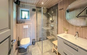 Shower - Gorgeous home in Gålå with sauna (Gålå)