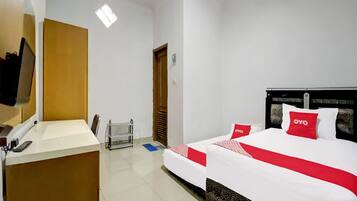 Chambre Standard avec lits jumeaux | Wi-Fi gratuit, draps fournis