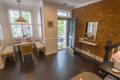 Cherry Blossom | Capitol Hill | Patio + Walkable