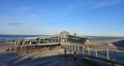 Westwing 79 Ameland für bis zu 6 Personen, nach Westen augerichtet, strandnah, Haustiere herzlich willkommen