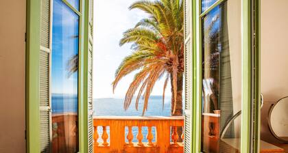 VILLA REVE D'AZUR VI4353 bY Riviera Holiday Homes