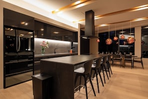 Yuki Sugi at Intuition 5 bedroom Chalet with Onsen | Private kitchen | Full-sized fridge, microwave, oven, stovetop - Yuki Sugi at Intuition (Kutchan)