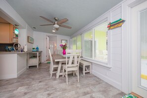 تناول الطعام