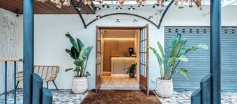 Sweet Lloret Suites