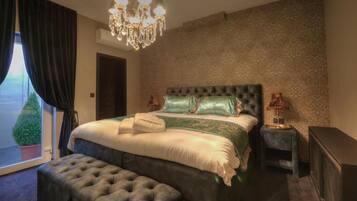 1 chambre, minibar, décoration personnalisée, ameublement personnalisé