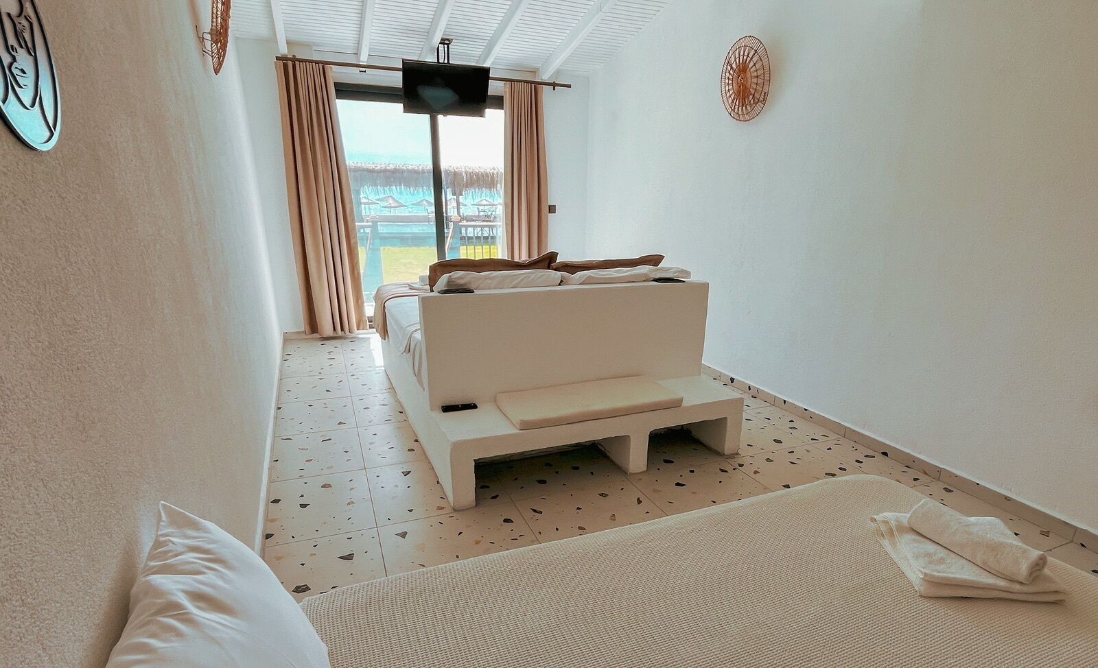 Superior Room, Sea View | Peralatan tempat tidur premium, bar mini, Wi-fi percuma, cadar katil 