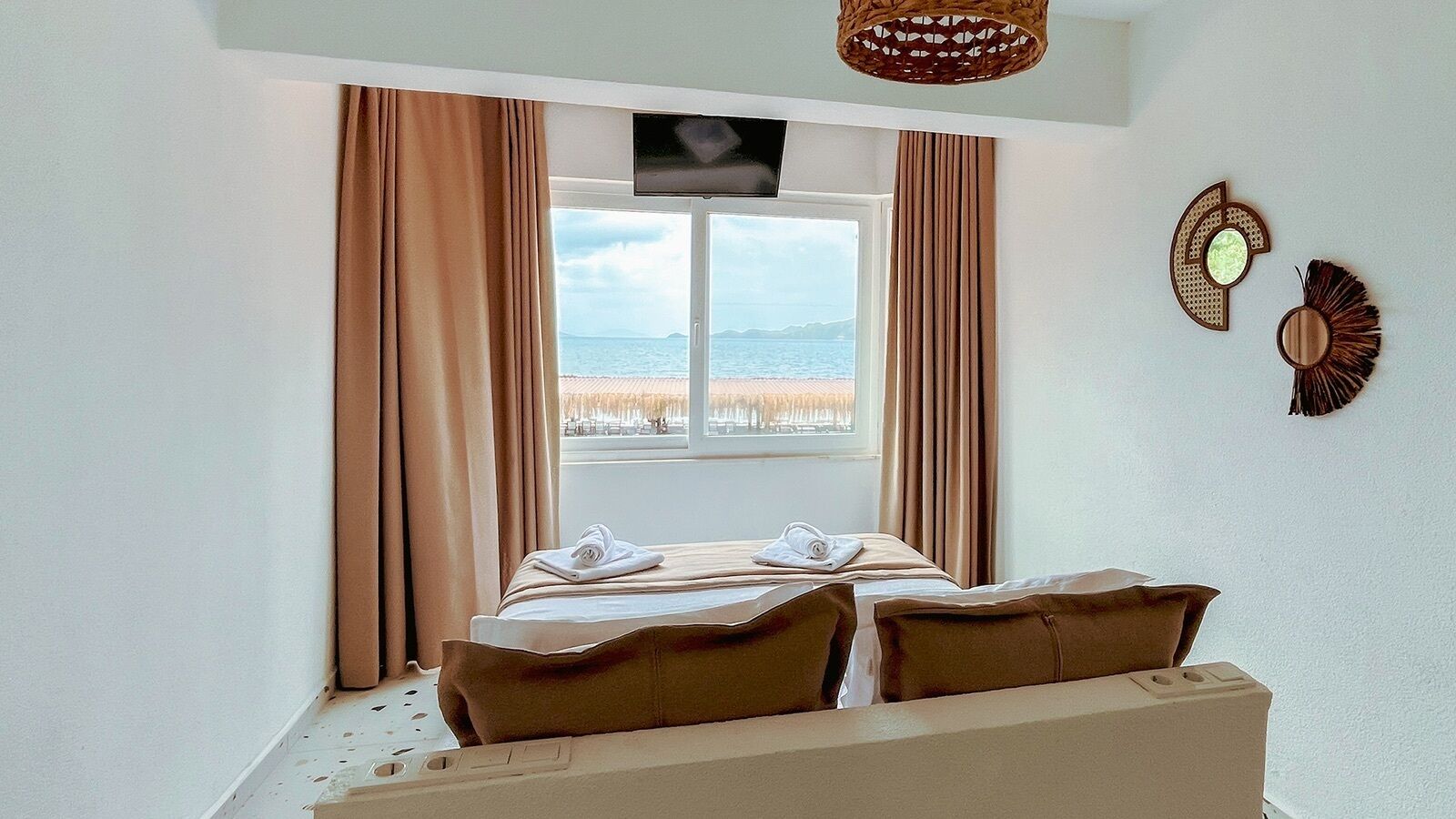 Elite Room, Sea View | Premium bedding, minibar, free WiFi, bed sheets