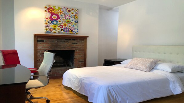 3 bedrooms, WiFi, bed sheets