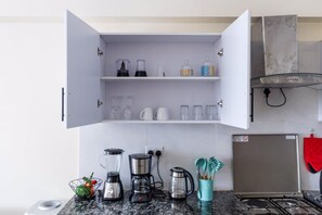 エグゼクティブ アパートメント | 専用キッチン | 冷蔵庫、電子レンジ、オーブン、トースター