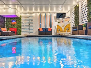 Beheizter Pool