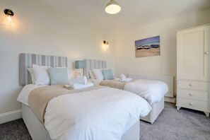 5 bedrooms, iron/ironing board, travel crib, free WiFi