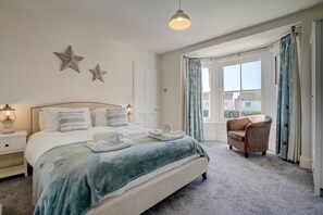 5 chambres, fer et planche à repasser, lit parapluie, Wi-Fi gratuit