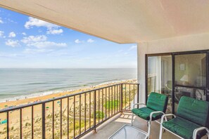 Property grounds - XPLORIE ACTIVITIES & LINENS INCLUDED*! ! Direct Oceanfront, 2 bedroom, 2 bath condo with an open den. Indoor & outdoor pools. (Ocean City)