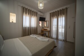 1 Schlafzimmer, Zimmersafe, Bügeleisen/Bügelbrett, Reisekinderbett