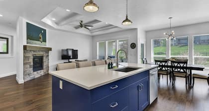 Port Blue! Nampa home near Red Hawk golf course