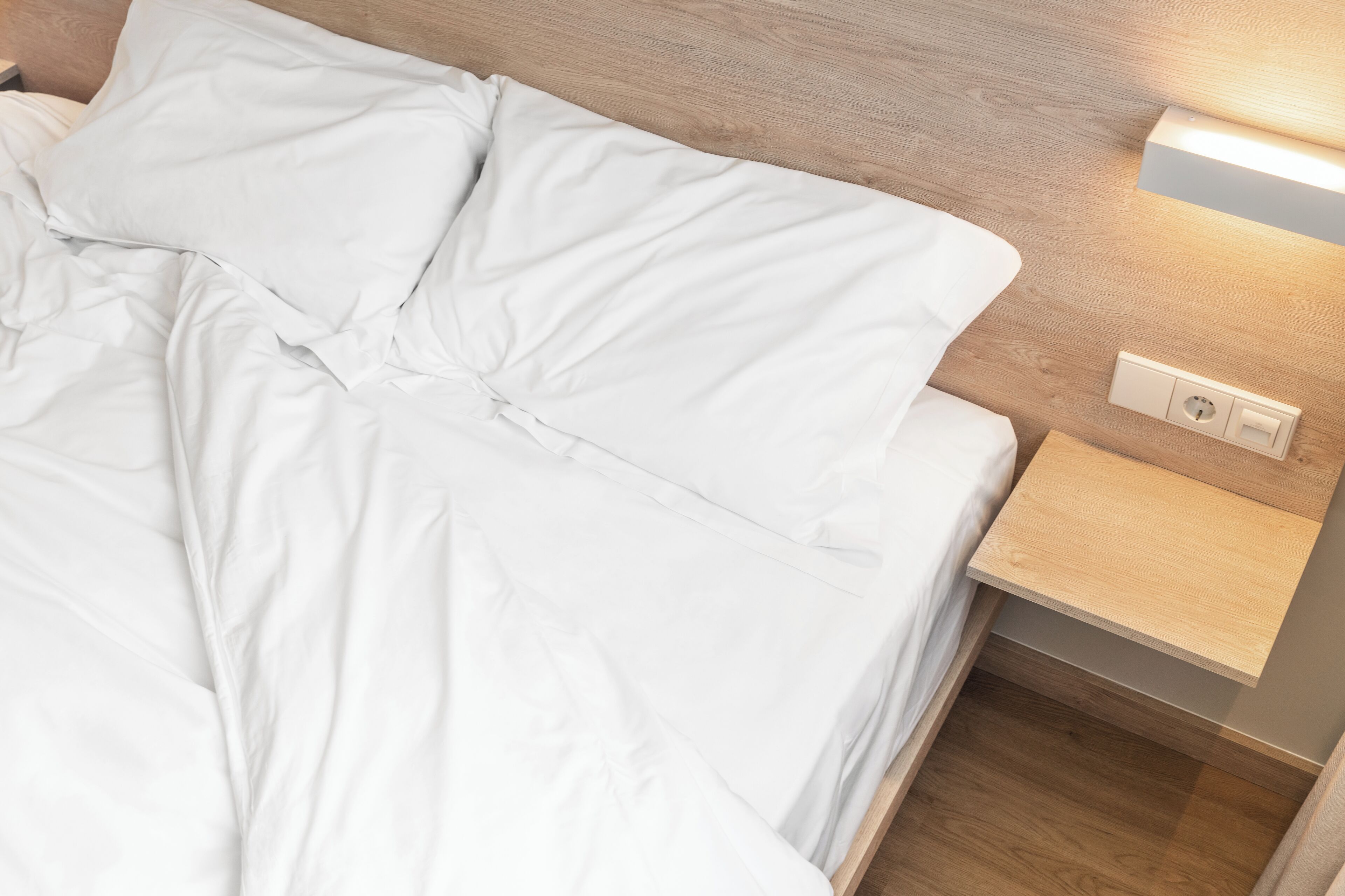 double room | 1 bedroom, desk, laptop workspace, soundproofing