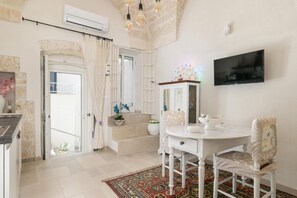 Apartment | 1 bedroom - Stairway With Jacuzzi by Wonderful Italy (Ostuni)