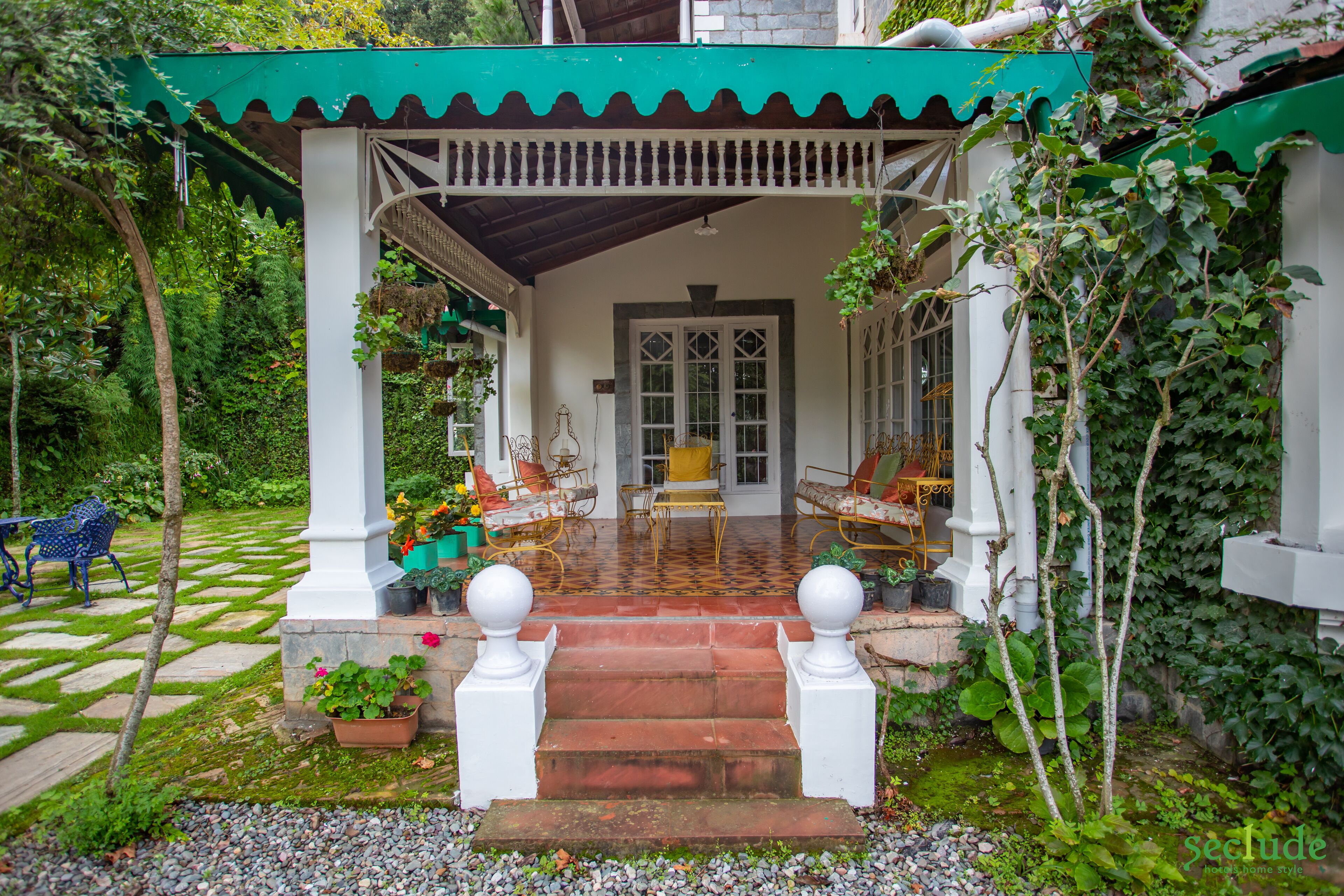 مدخل المنشأة