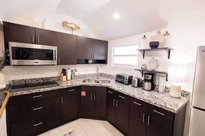 Fridge, microwave, coffee/tea maker, cookware/dishes/utensils - The Caroline Suite | 1 bedroom condo w/shared pool (Key West)