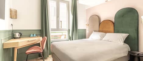 Classic Double Room, 1 Queen Bed | Premium bedding, individually furnished, desk, laptop workspace