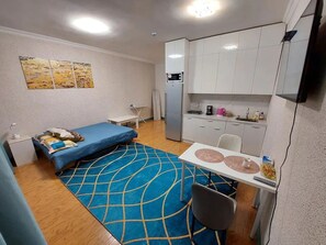 1 bedroom, iron/ironing board, WiFi, bed sheets - Comfy, clean, FF new studio apartment (Ulaanbaatar)
