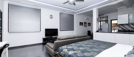 1 bedroom, iron/ironing board, WiFi, bed sheets