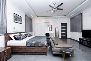 1 Schlafzimmer, Bügeleisen/Bügelbrett, WLAN, Bettwäsche