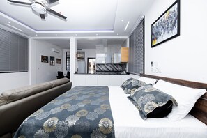 1 habitación, tabla de planchar con plancha, wifi y ropa de cama 