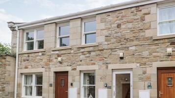 Cottage | Front of property