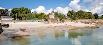 400m from Cale de Beg Meil's beach, flat pour 2