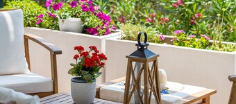 Family Villa  Pag  2 min from the beach hot tub  - free parking