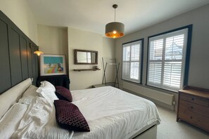 Basic House, Multiple Beds