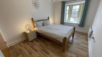 Apartment, Multiple Beds | 2 bedrooms, iron/ironing board, free WiFi, bed sheets