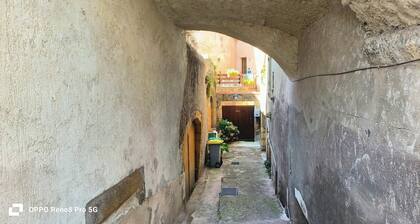 Joli Meublé Cocooning, à Proximité des Volcans, des Lacs et de Clermont-ferrand