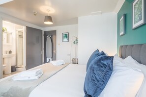 1 soverom, strykejern/-brett, wi-fi og sengetøy