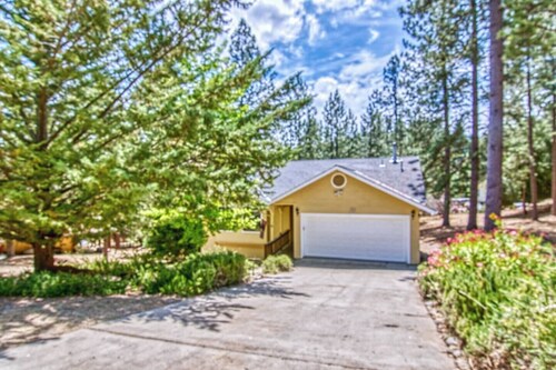 Cottonwood Cottage at Pine Mountain Lake