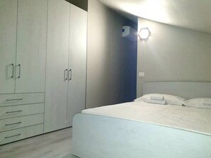 1 chambre, Wi-Fi gratuit, draps fournis