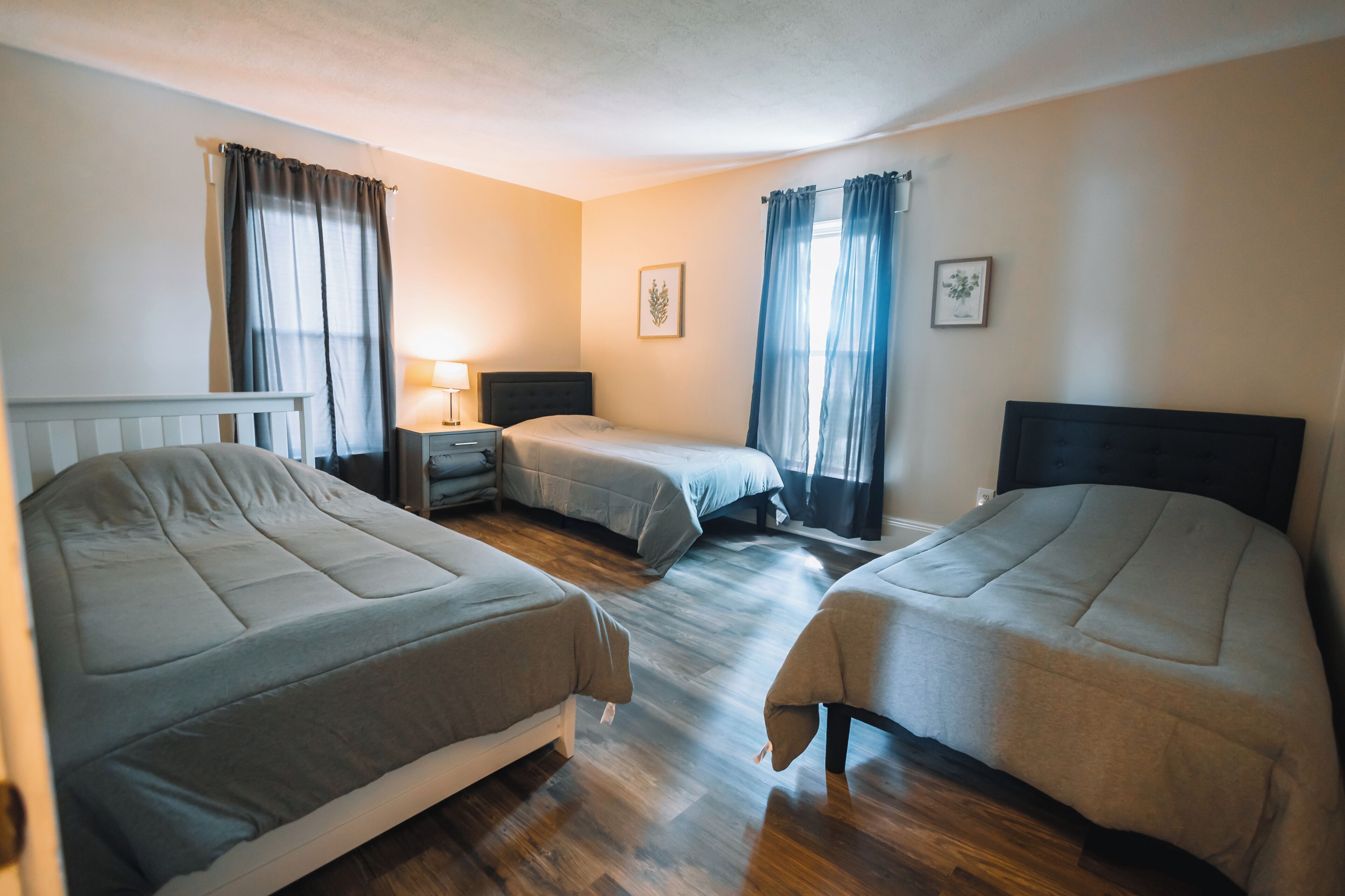 5 chambres, bureau, fer et planche à repasser, Wi-Fi