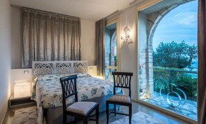 5 Schlafzimmer, Reisekinderbett, WLAN, Bettwäsche