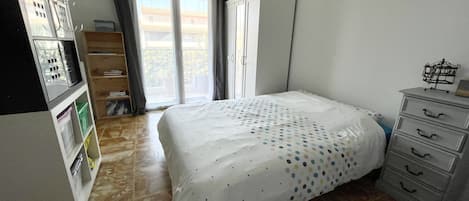 1 bedroom, WiFi, bed sheets