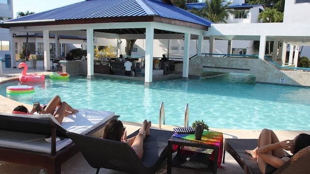 Front of property - The Diamond Suites at Ahnvee (Sosúa)
