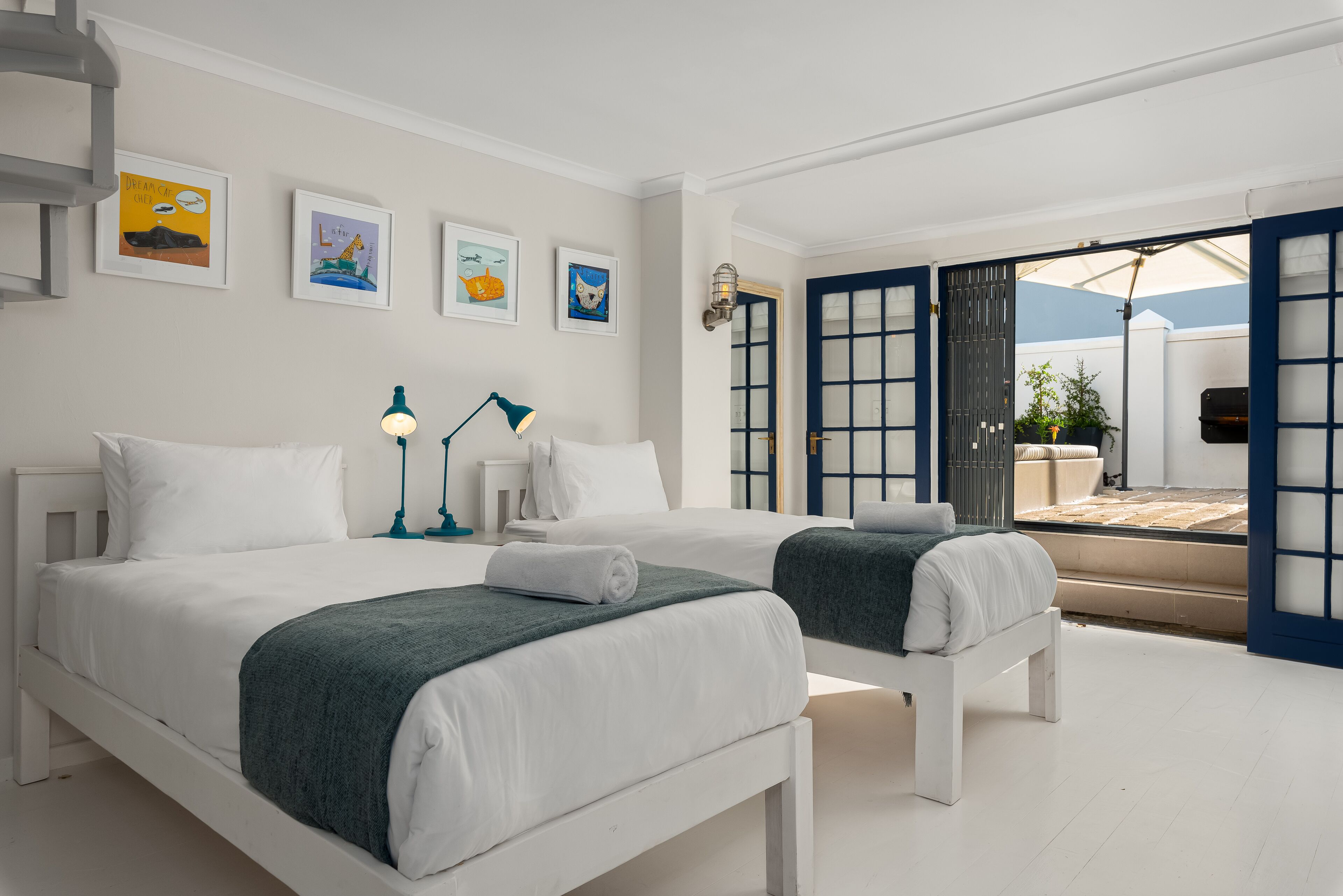 Grand Villa | 3 bedrooms, laptop workspace, iron/ironing board, free WiFi