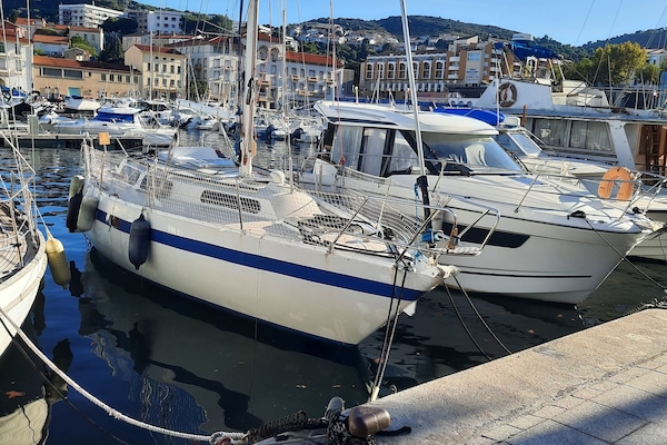 Marina