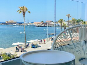 Luxury Apartment | Terrace/patio