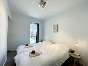 6 chambres, bureau, lit parapluie, Wi-Fi