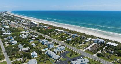 Beachside Family Haven w/ Pool & Beach Access, BBQ