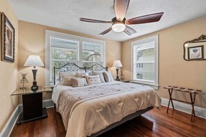 3 عدّة غرف نوم وواي فاي مجانًا وملاءات أسرّة