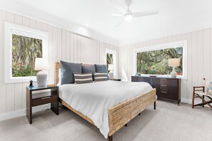 4 bedrooms, desk, iron/ironing board, free WiFi - New Reno! Seabrook amenities and beach access (Seabrook Island)